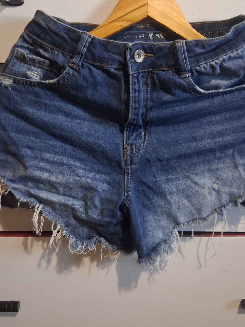Rewash Distressed Blue Frayed-Hem Jean Shorts